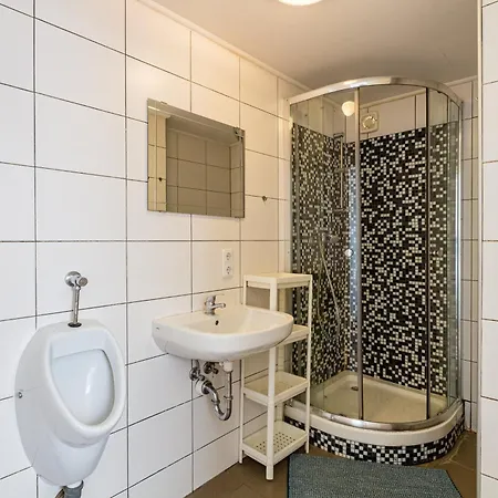 Monteurhaus In Bitterfeld-Wolfen