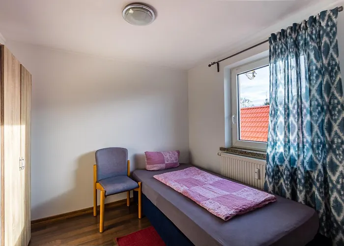 Monteurhaus In בית נופש *