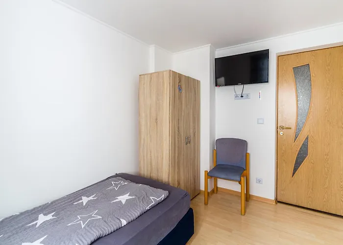 Monteurhaus In * Bitterfeld-Wolfen